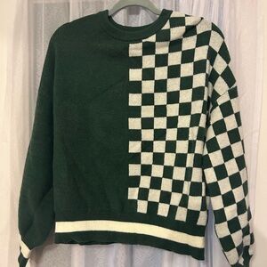 Blu Pepper Green and White Sweater